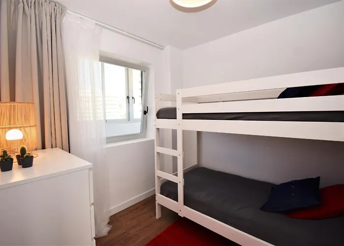 Ref 240 * Fuengirola